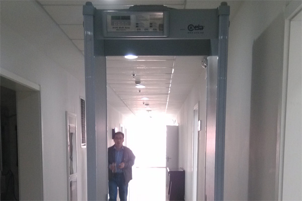 国家电网银川供电局采用HI-PE型号进口安检门