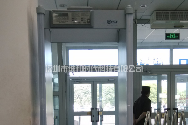 新疆乌鲁木齐铁路局8家火车站：维和时代供应HI-PE进口安检门